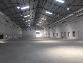 1,85,000 SQFT. Warehouse for Lease